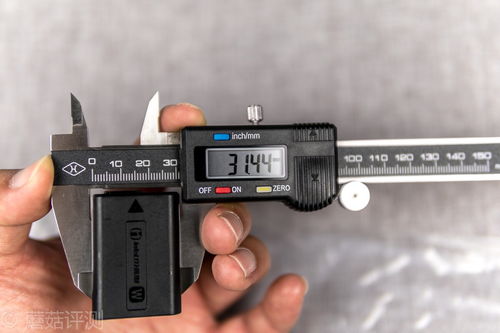 上量大廠的平價卡尺產(chǎn)品 上海量具刃具廠電子數(shù)顯卡尺 開箱簡評