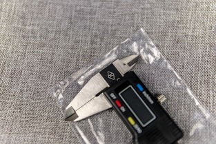 上量大廠平價(jià)之選 上海量具刃具廠電子數(shù)顯卡尺開(kāi)箱簡(jiǎn)評(píng)